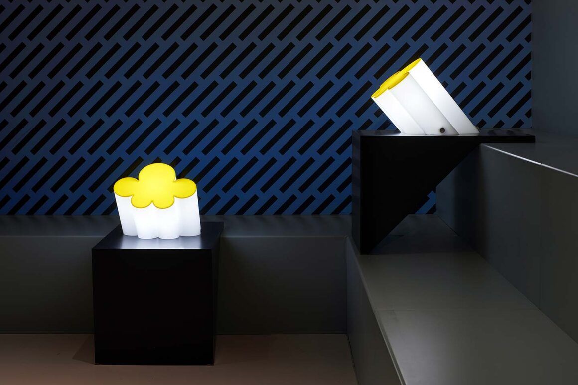 lampe passionflower par Poltronova