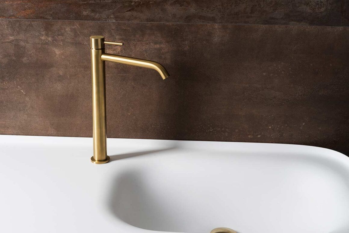 Ligne de mitigeurs Tevere de Tubico pour le lavabo