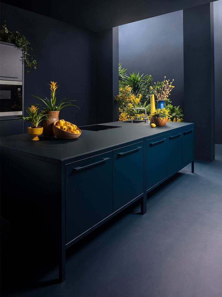 cuisine en métal coloré 