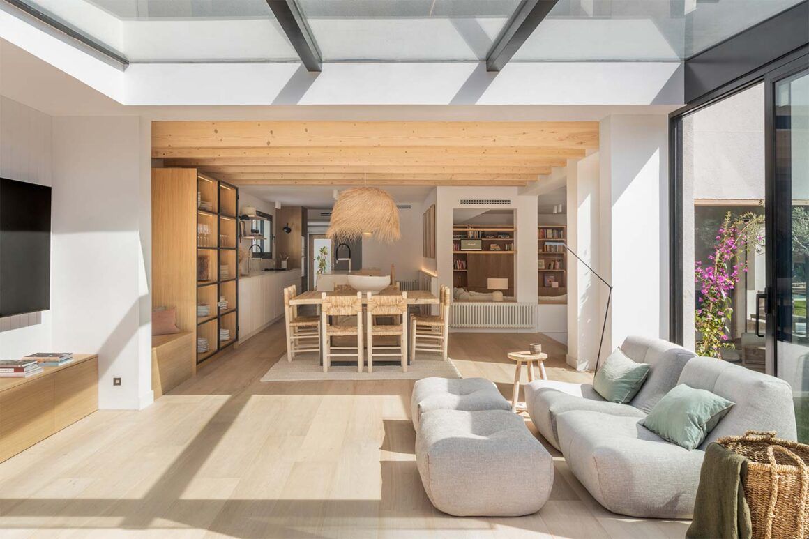 salon ouvert avec cuisine ouverte