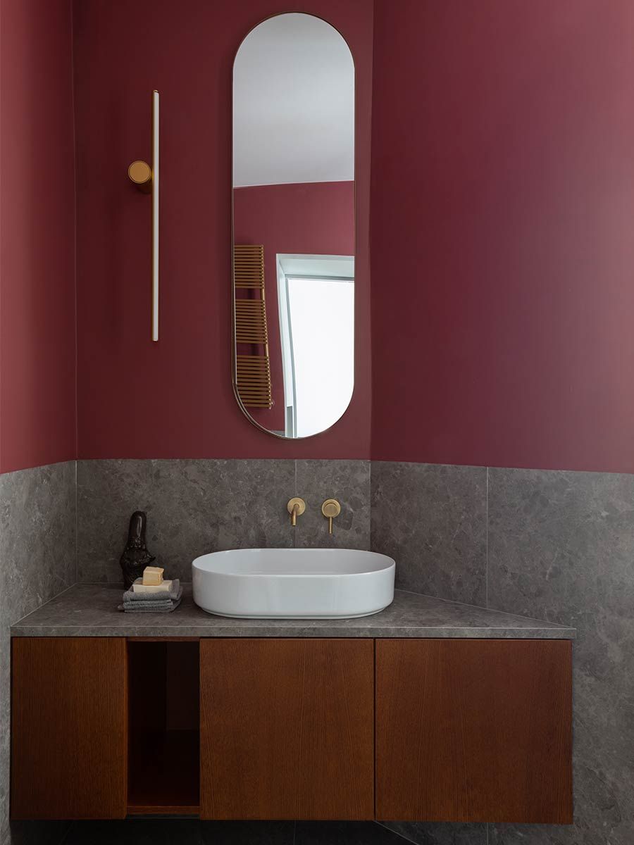 salle de bain promenade plate par Icona Architetti Associati