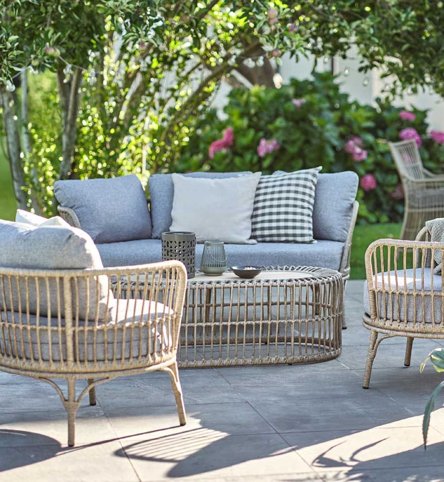 idées pour l'aménagement d'une gloriette dans le jardin