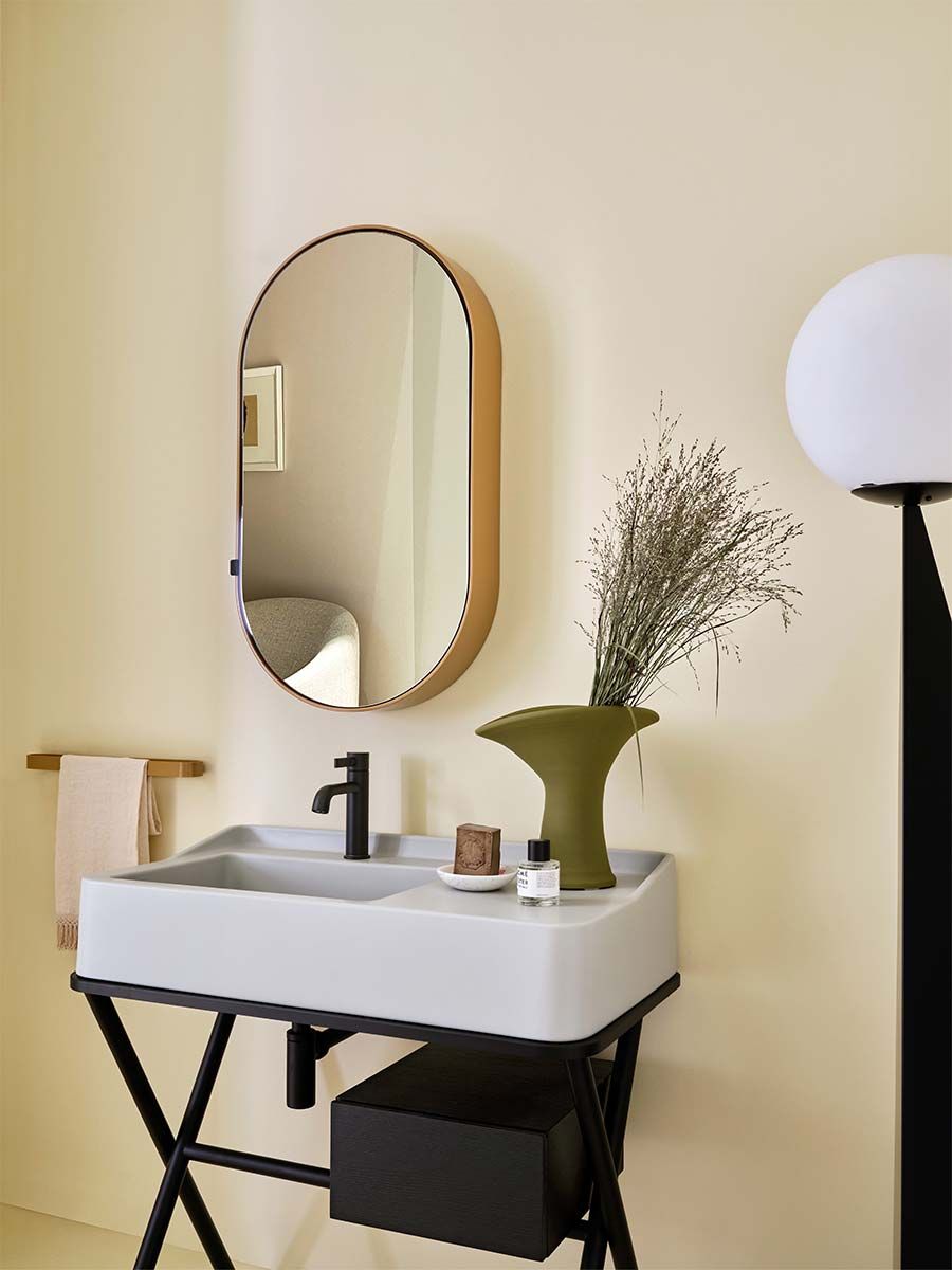 meuble de salle de bain avec lavabo intégré