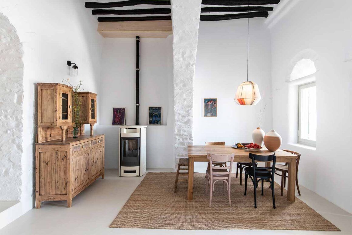 Maison traditionnelle à Tinos conçue par bobotis+bobotis Architects