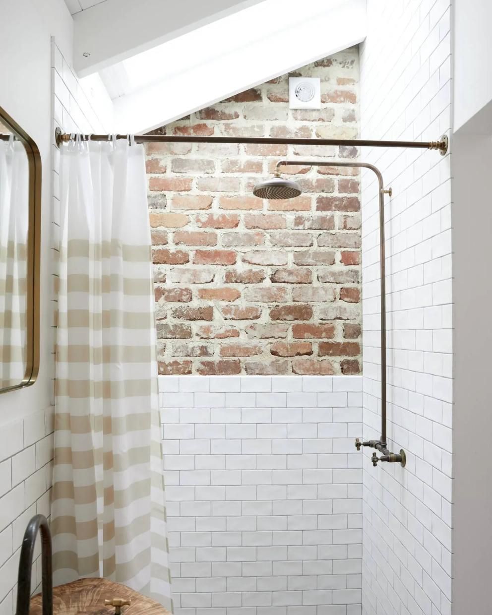 Maison de vacances moderne : idées et solutions en quelques mètres carrés