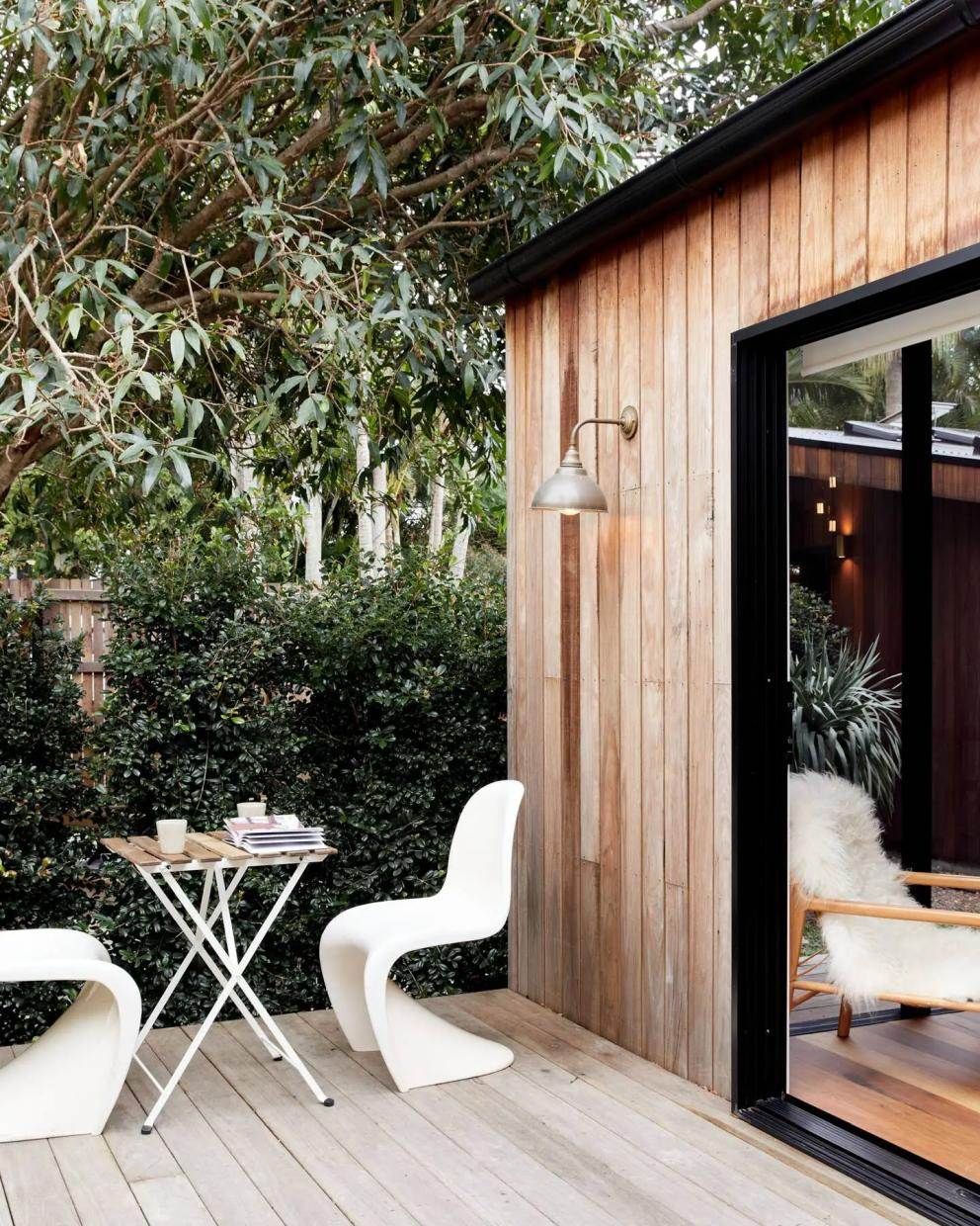 Maison de vacances moderne : idées et solutions en quelques mètres carrés