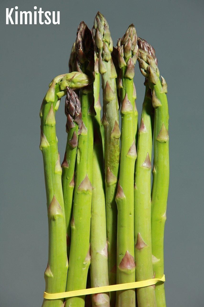 Asperges fraîches : l'essence du goût printanier pour sublimer vos recettes de saison.