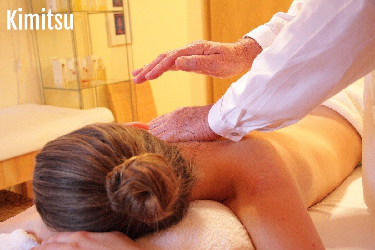 Détendez-vous et boostez votre circulation avec un massage bien-être quotidien.