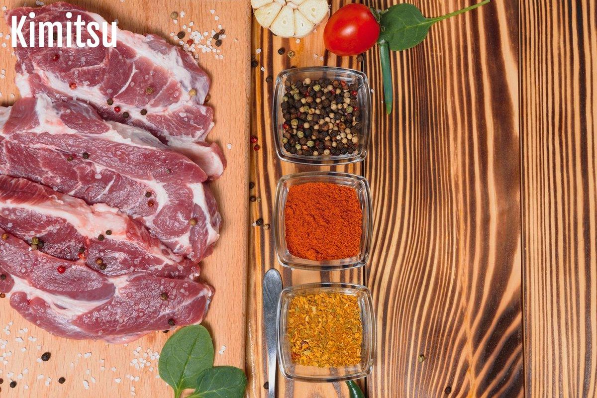 Épices et viandes, secrets pour des Bun Cha délicieux et authentiques.