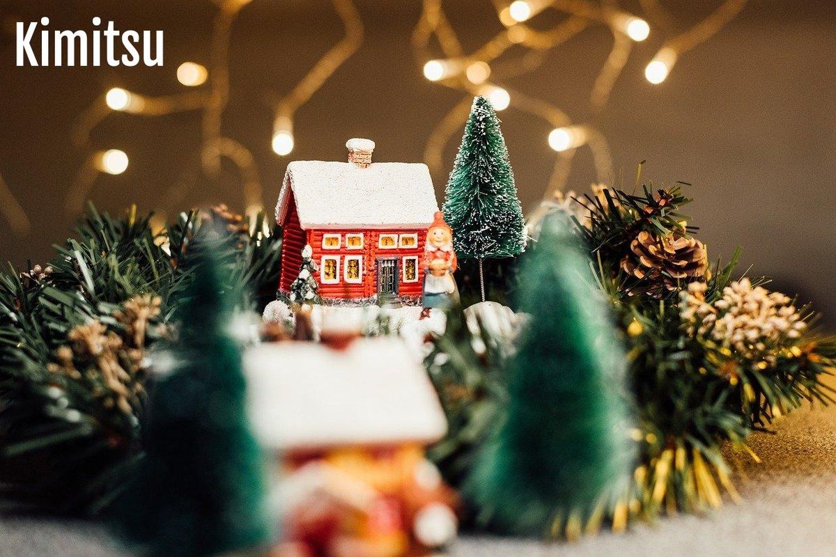 Mini village rétro : mélange de textures hivernales, entre histoire et modernité.