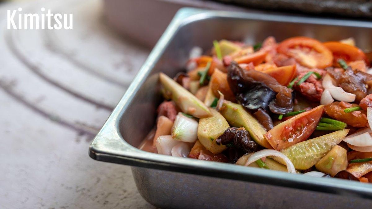 Ratatouille prête à être conservée pour des repas futurs, savoureuse même après réchauffage.