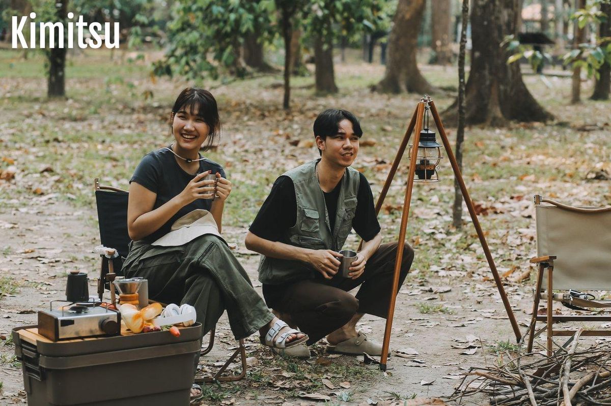 Sourires en forêt : l'art de conjuguer nature et culture en famille.