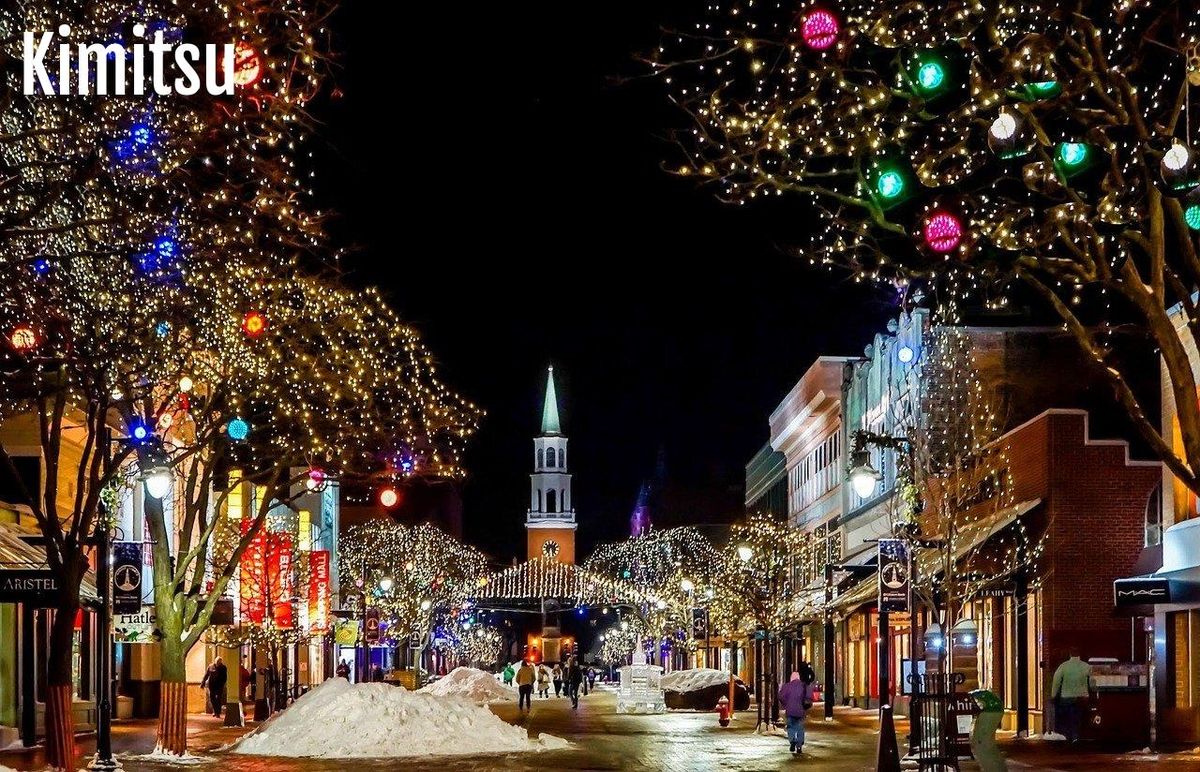 Une entrée colorée et accueillante avec des accessoires clés pour une ambiance chaleureuse.