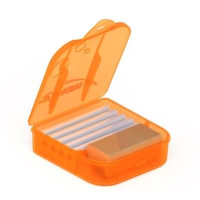 Boîte à craies et mini brosse en bois