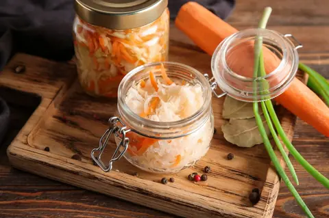 Fermentation maison : le guide simple pour débuter et réussir ses légumes