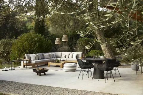 Comment aménager l'extérieur avec style et en fonction de vos besoins ?