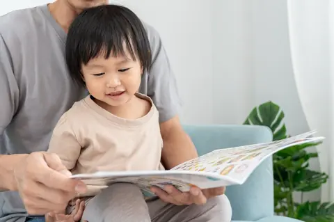 Étapes du développement du langage chez l’enfant de 0 à 6 ans : repères précis et clés d’accompagnement