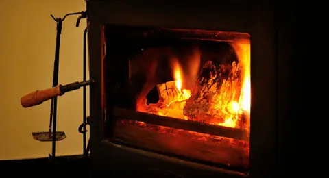 Guide pour le nettoyage d'un poêle à bois