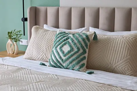 Mixer les textures : le secret d’une déco de chambre réussie