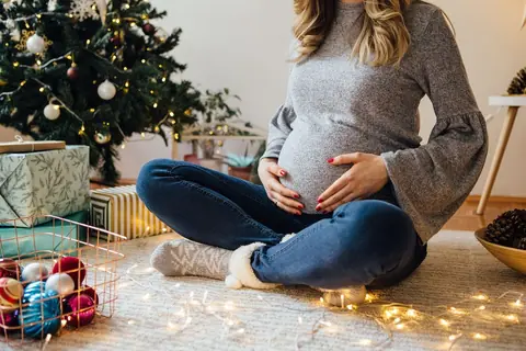 Noël 2022 : des cadeaux pour la nouvelle maman et son bébé