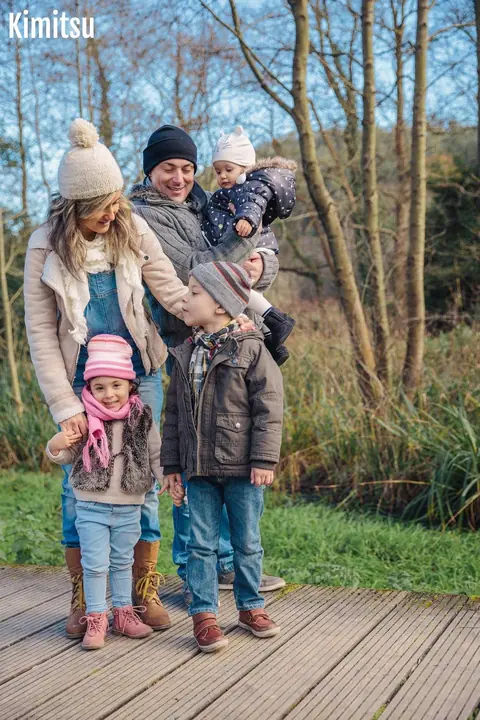 Organiser sa première aventure famille en forêt : idées ludiques et sécurité essentielle