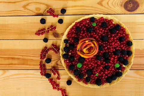3 tartes d'été aux fruits de saison et les ustensiles qu'il vous faut