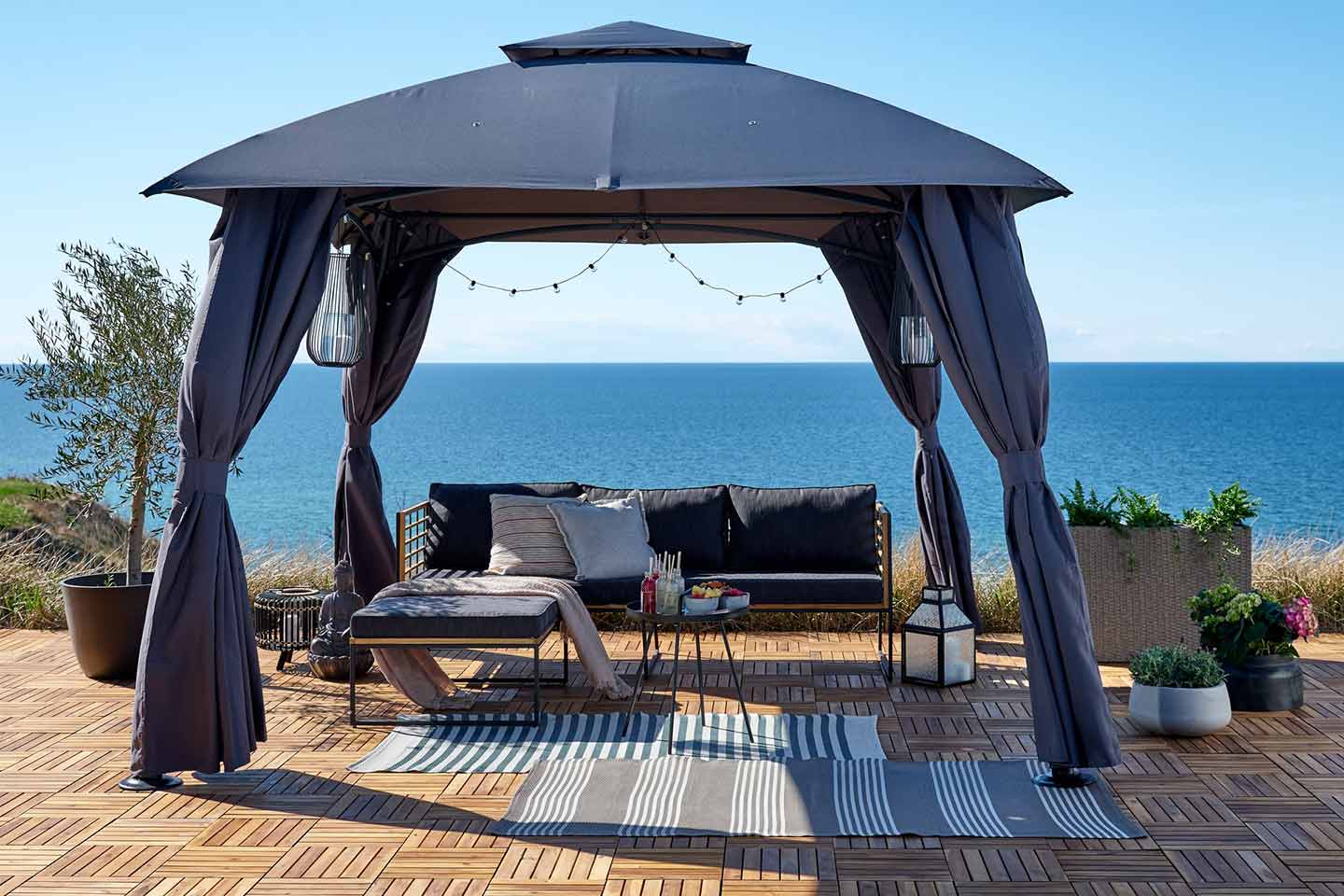 Lire la suite à propos de l’article Gloriettes de jardin : propositions JYSK et conseils d&rsquo;aménagement