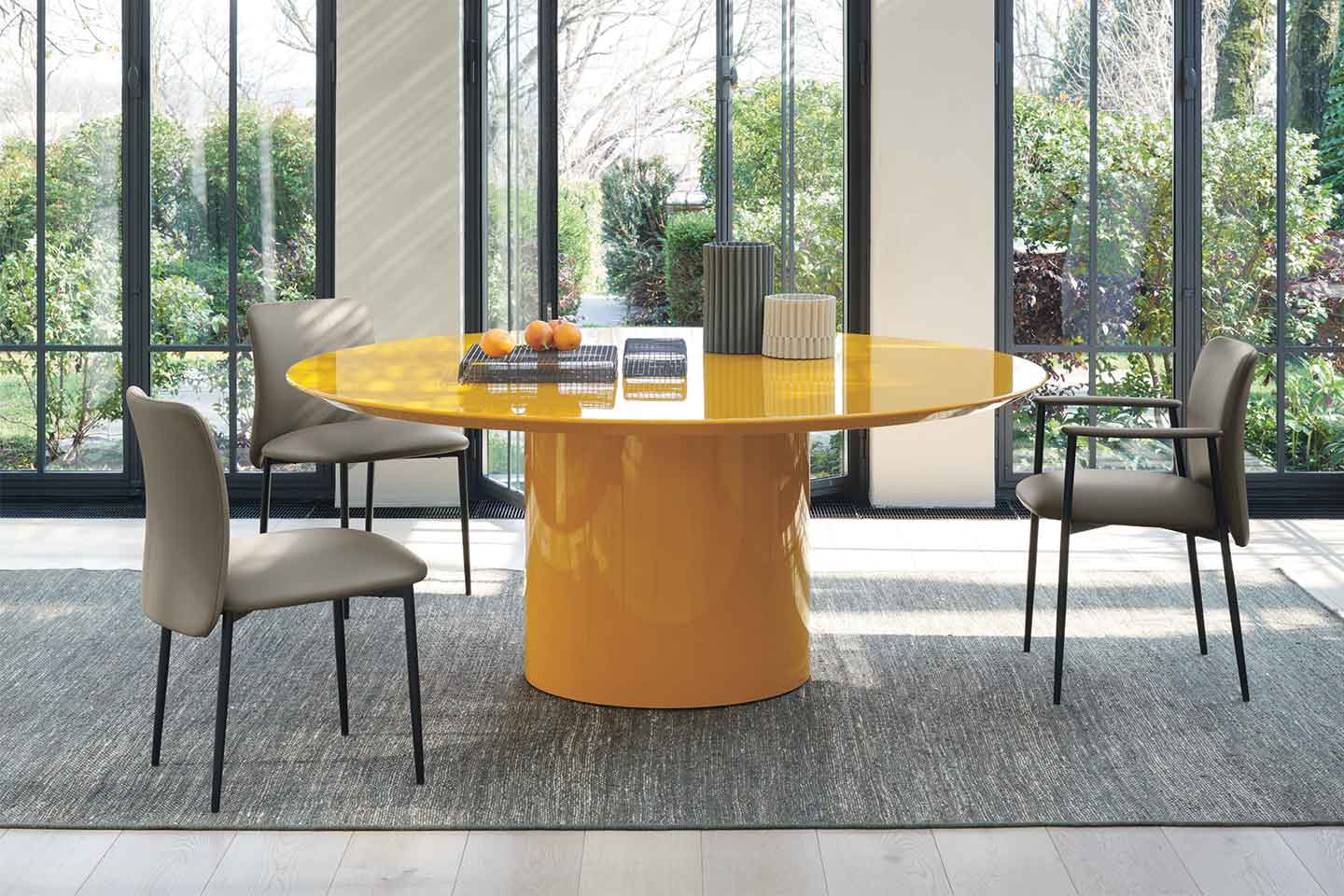 Lire la suite à propos de l’article Décoration avec du jaune. L&rsquo;été toute l&rsquo;année