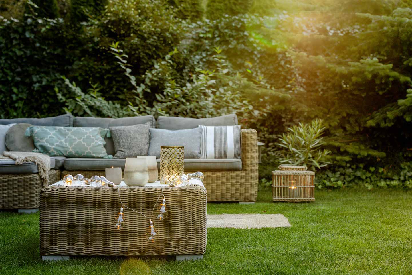 Lire la suite à propos de l’article Mobilier de jardin et décorations