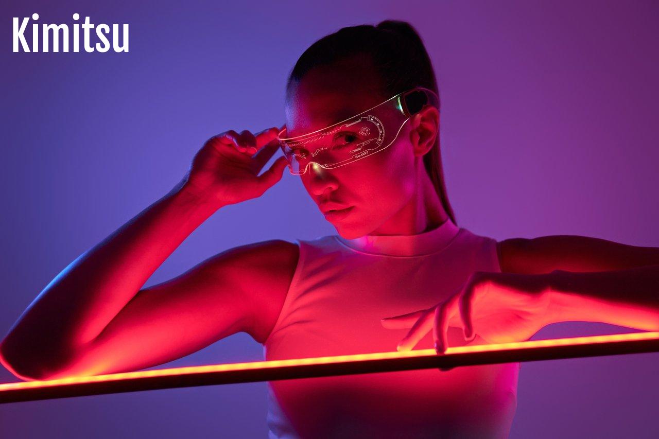 Lunettes de luminothérapie BrellaVior posées sur une table, idéales pour lutter contre la fatigue hivernale à domicile.